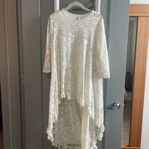 Elegant Cream Lace Dress